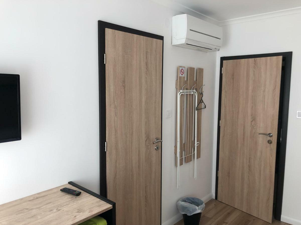 Duna Vendeghaz Hotel Fadd-Dombori Buitenkant foto